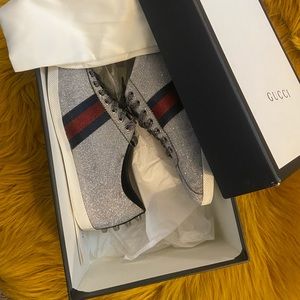 Used 9M Gucci sneaker 100% Authentic.